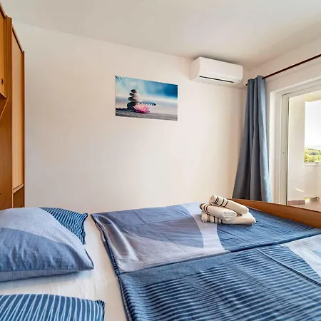 Apartment 1 *